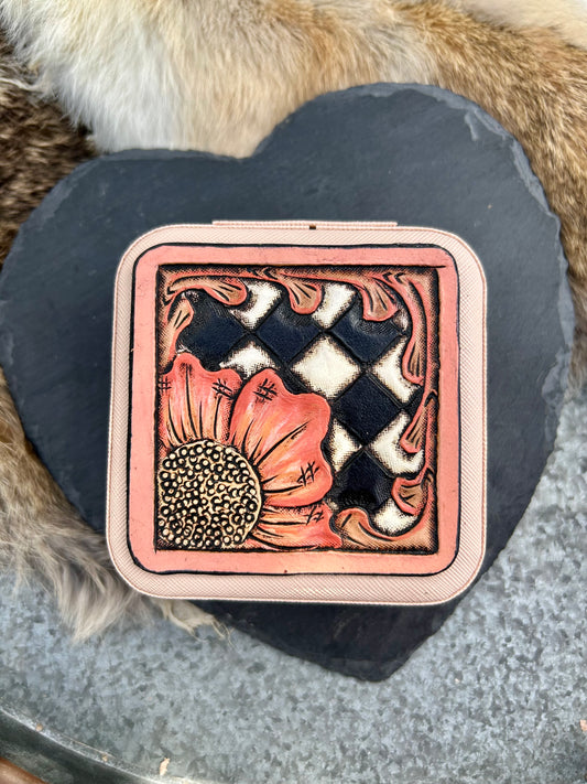 The Dusty Bloom Jewlery Case